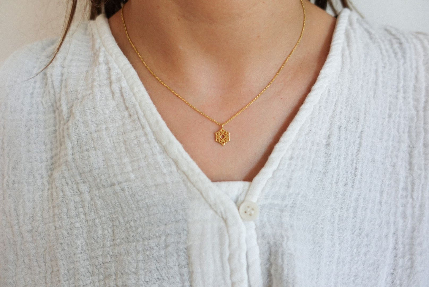 Wurzel Chakra Kette Silber vergoldet