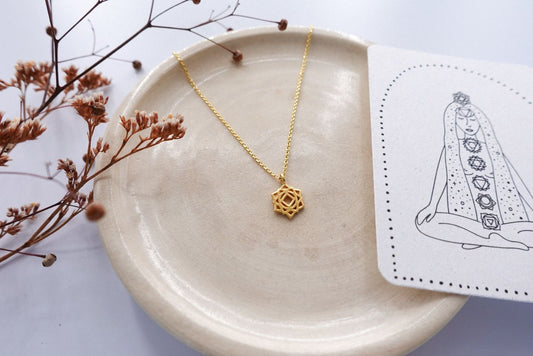 Wurzel Chakra Kette Silber vergoldet